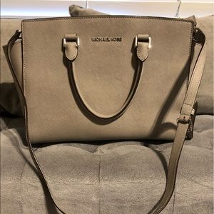 Authentic Michael Kors Selma